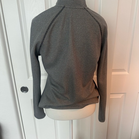 Adidas Womens 1/4 Zip Golf Pullover -M - Picture 2 of 3